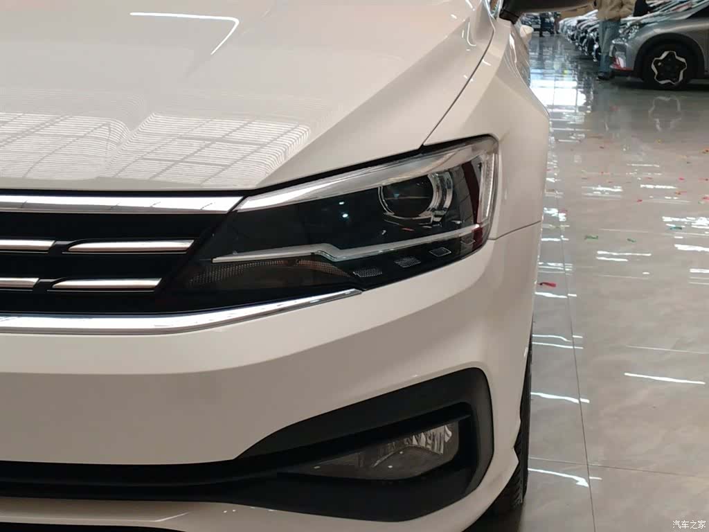 Volkswagen Lamando, 2020 все фото