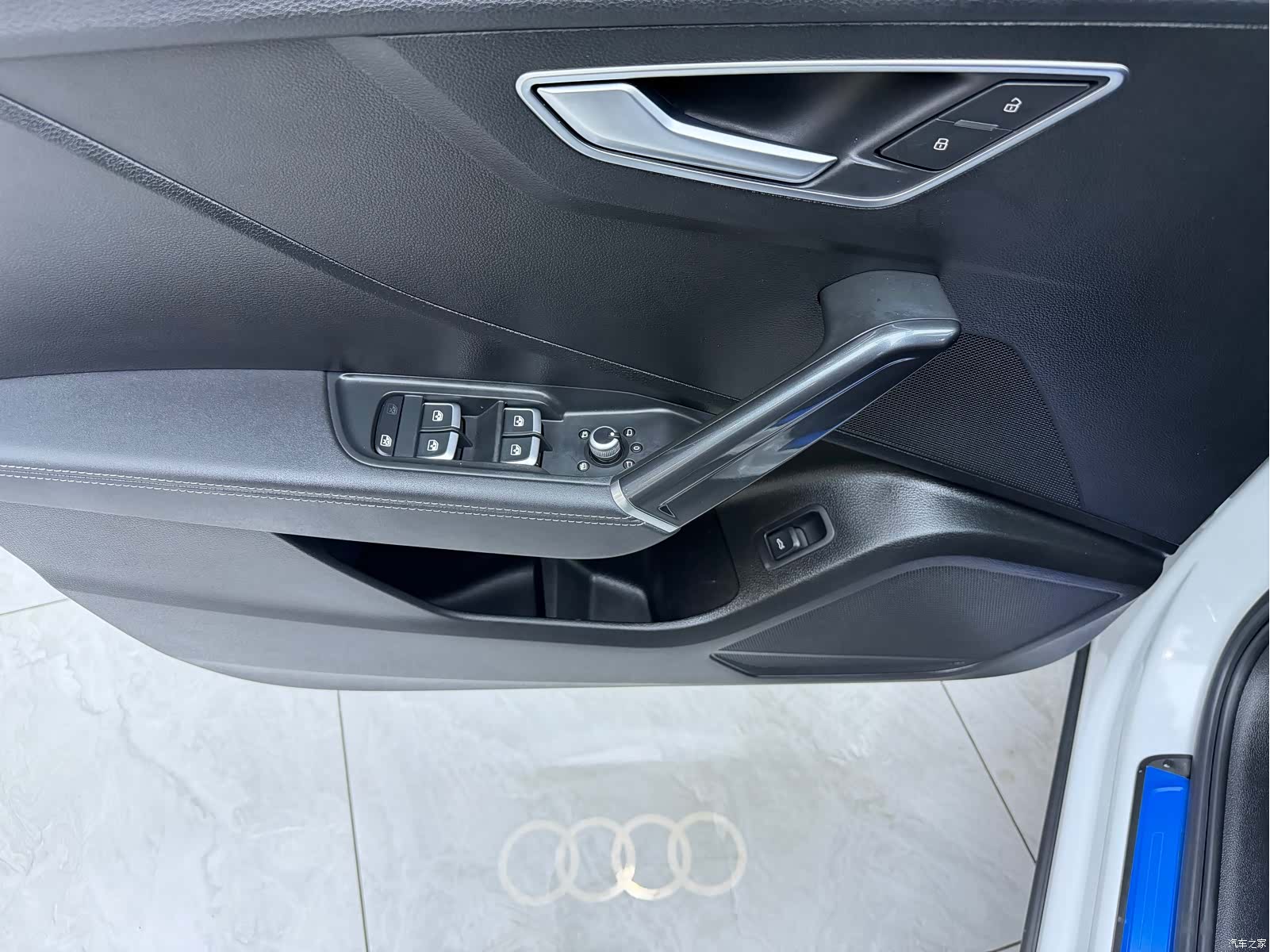 Audi Q2L, 2022 8