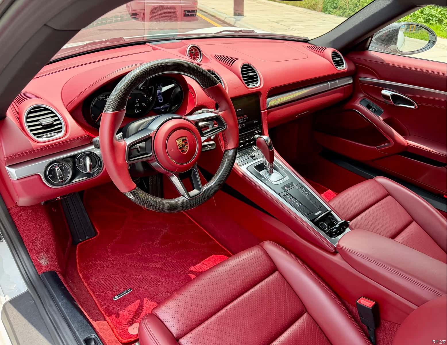 Porsche Cayman, 2019 14