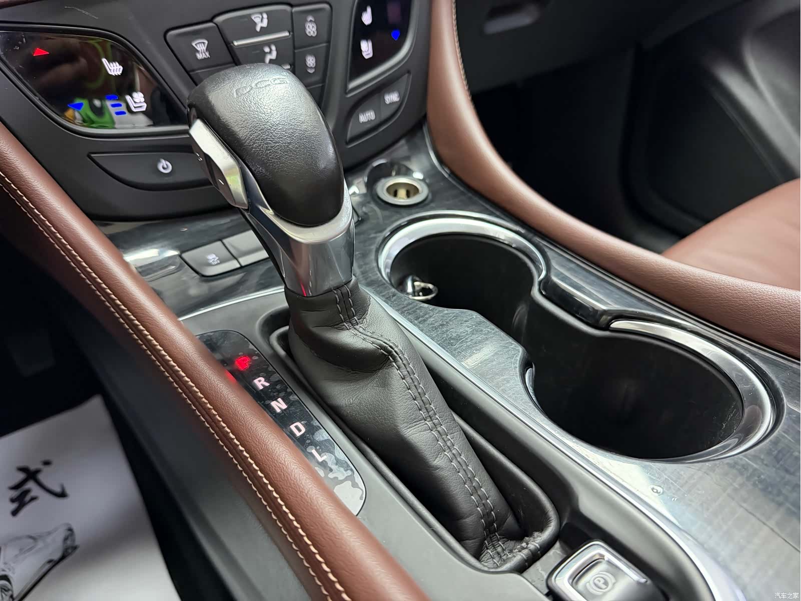 Buick Envision Plus, 2021 21