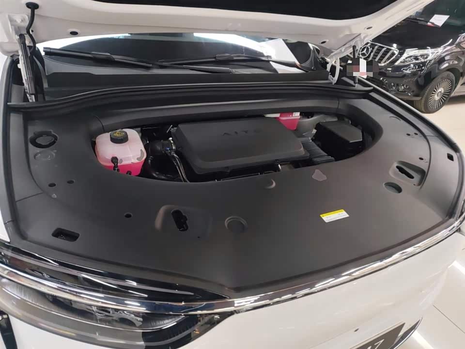 AITO Ask the world M7