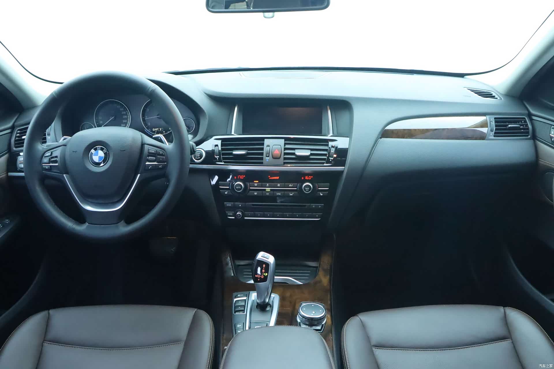 BMW X4, 2015 16
