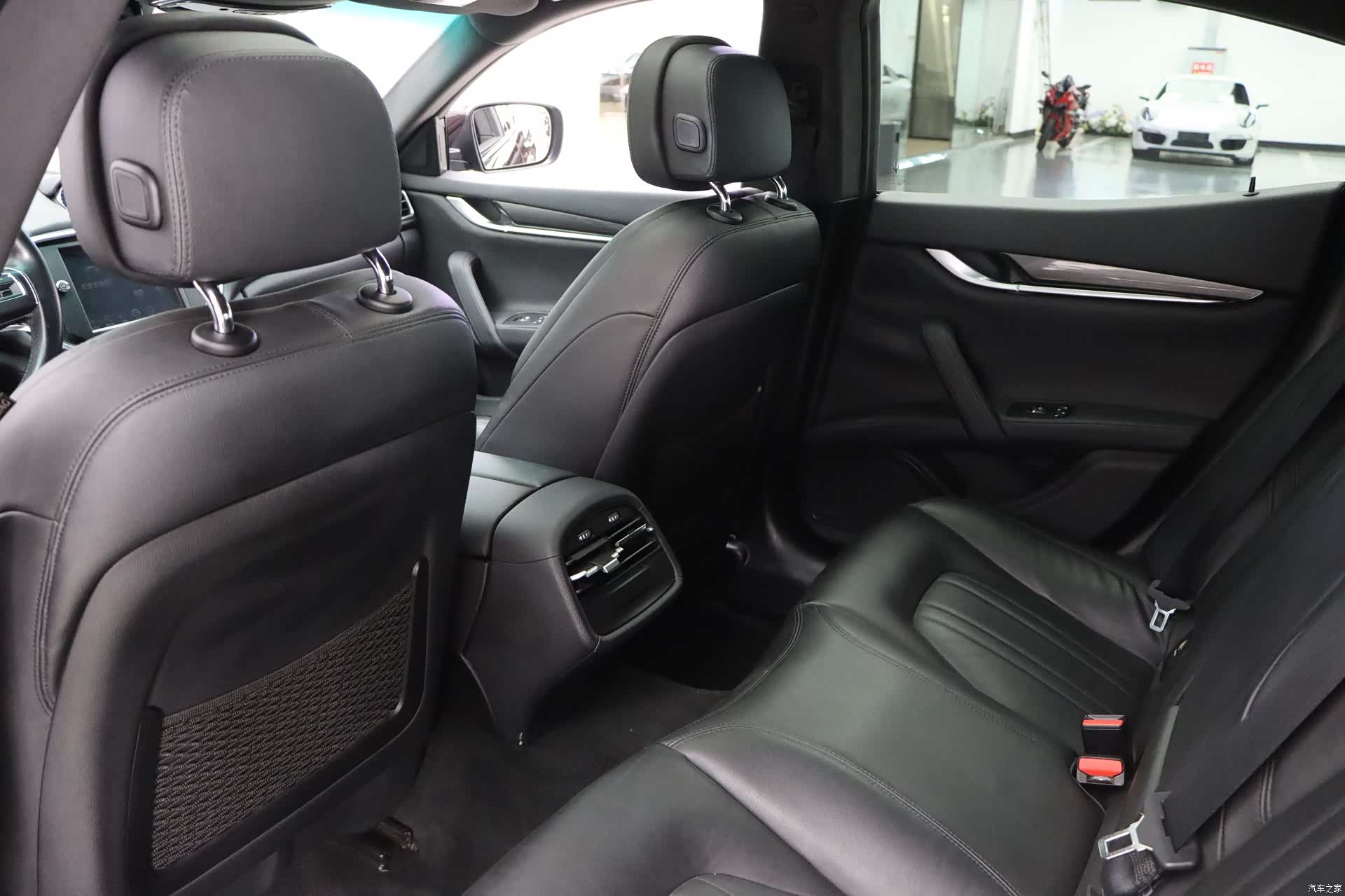 Maserati Ghibli, 2015 27