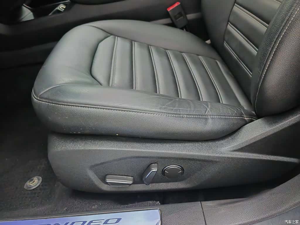 Ford Mondeo, 2015 20