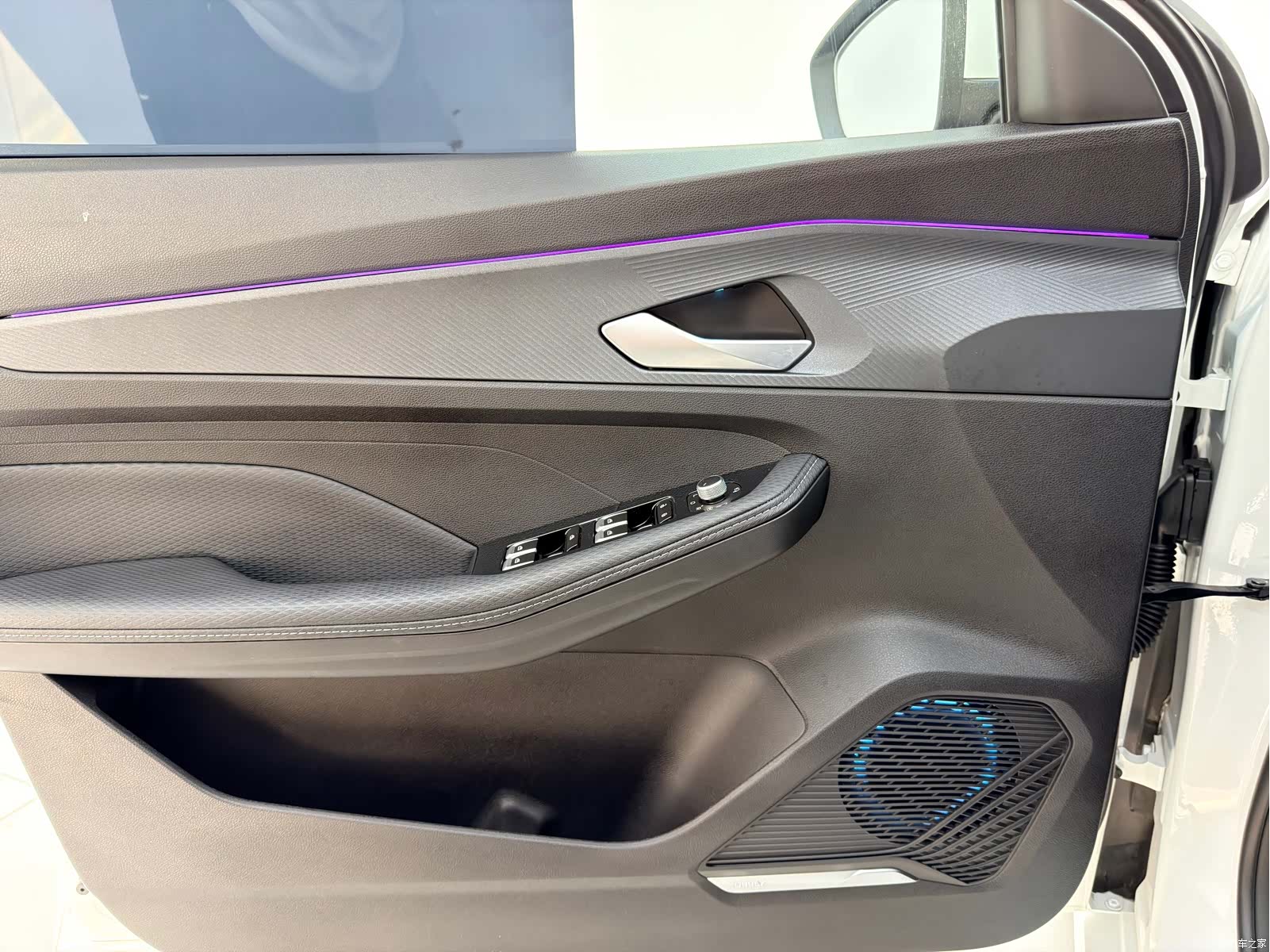 Geely Binray, 2024 7