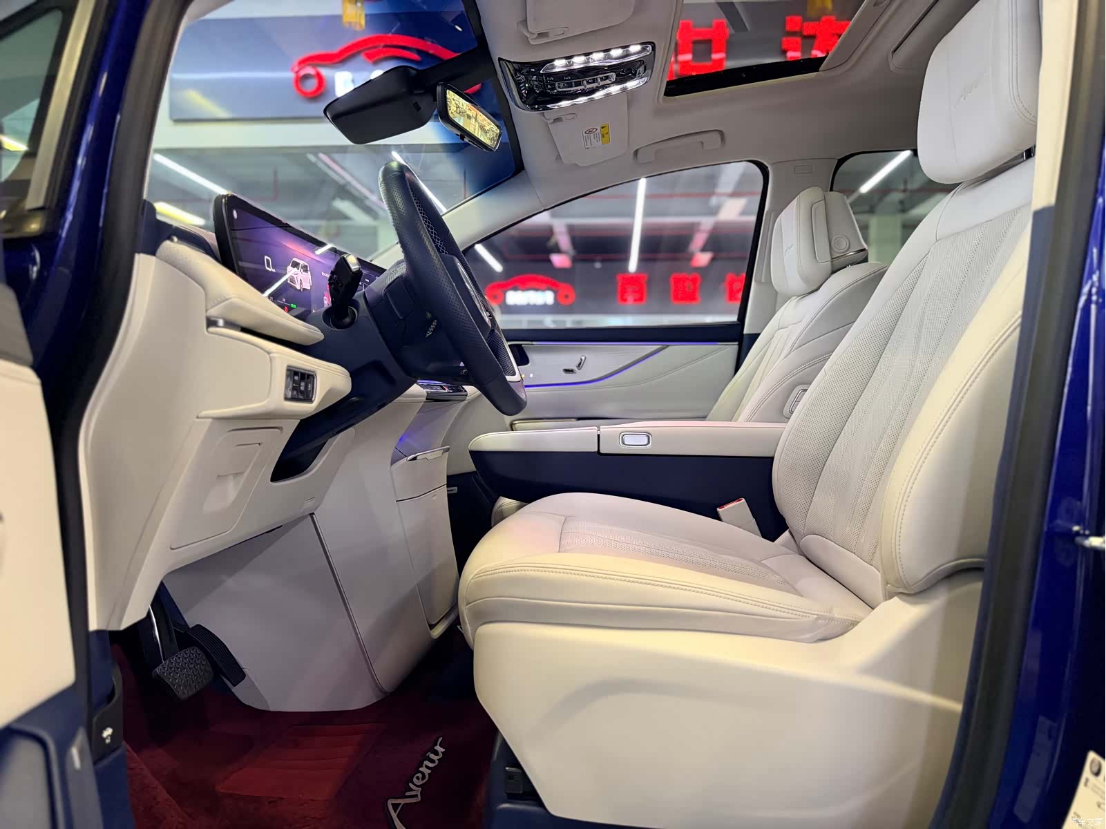 Buick GL8, 2024 4