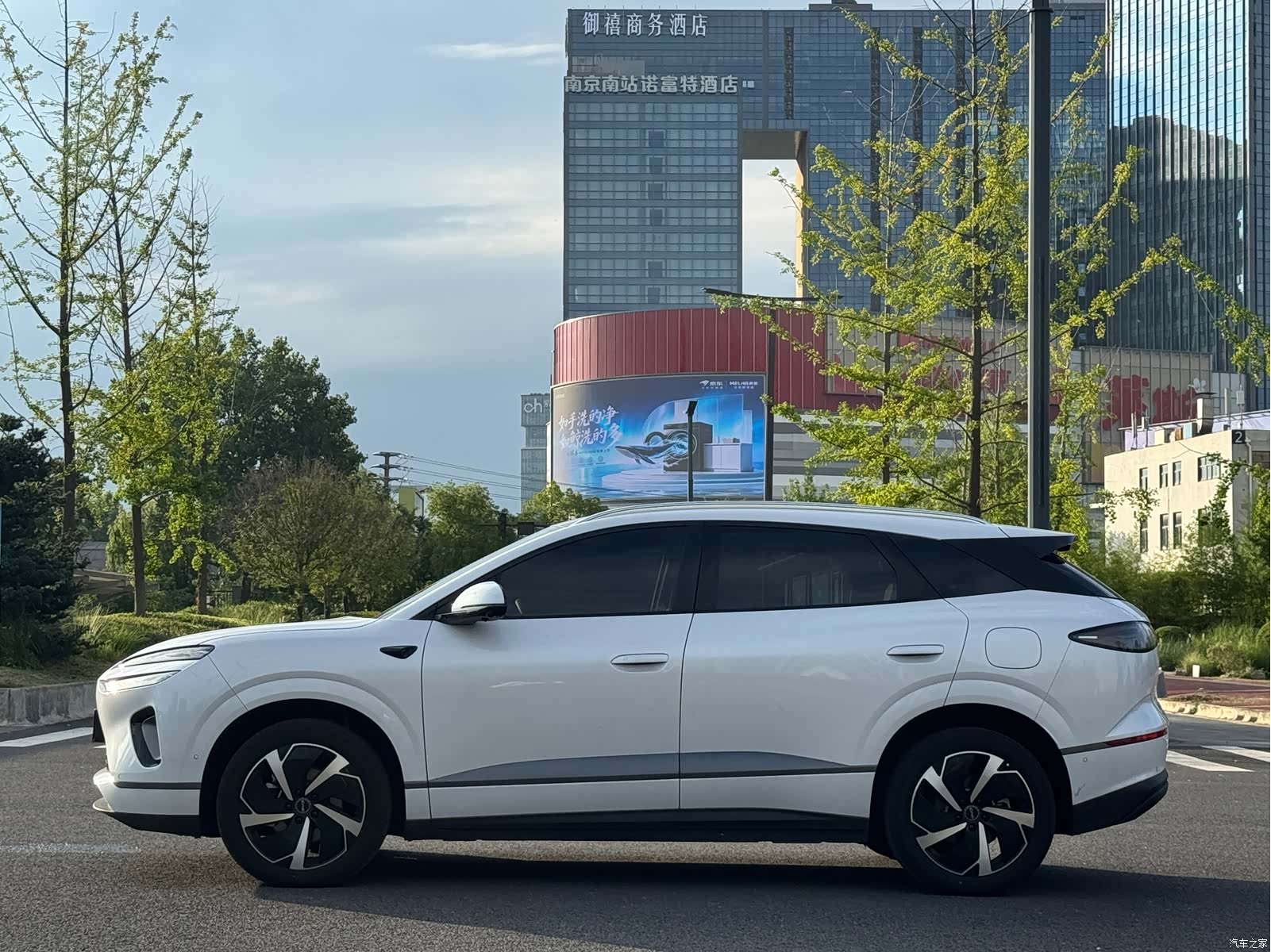 BYD HiAce, 2025 13