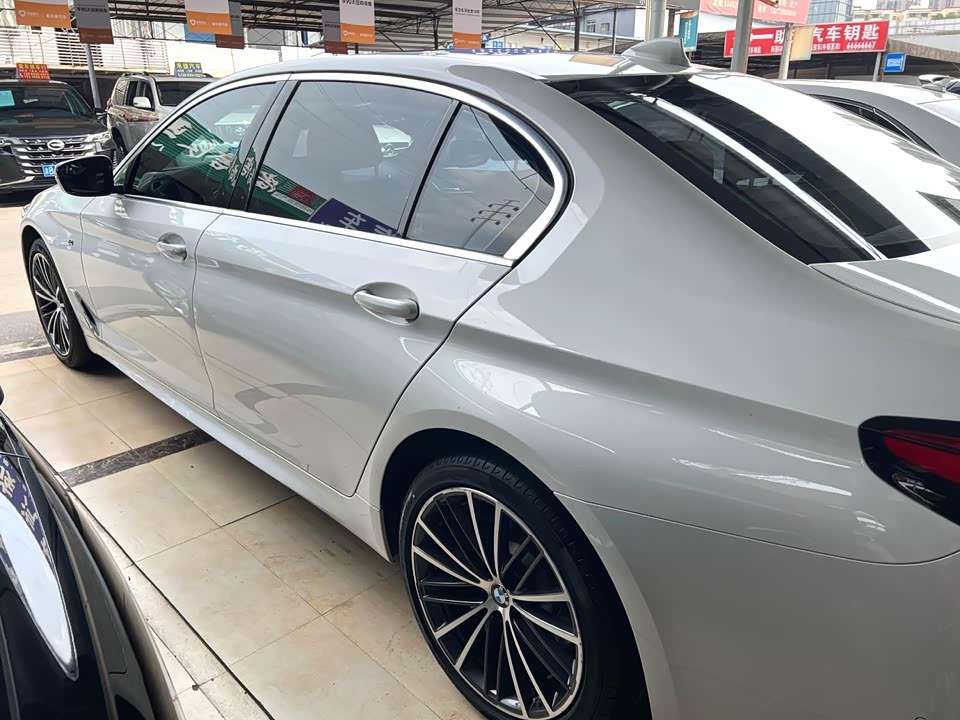 BMW 5 series BMW 5 series