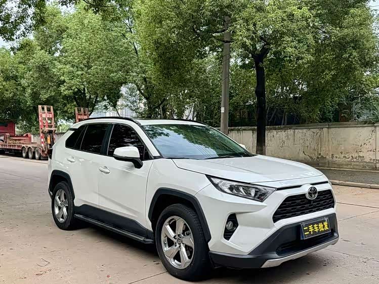 Toyota RAV4 Rongfang