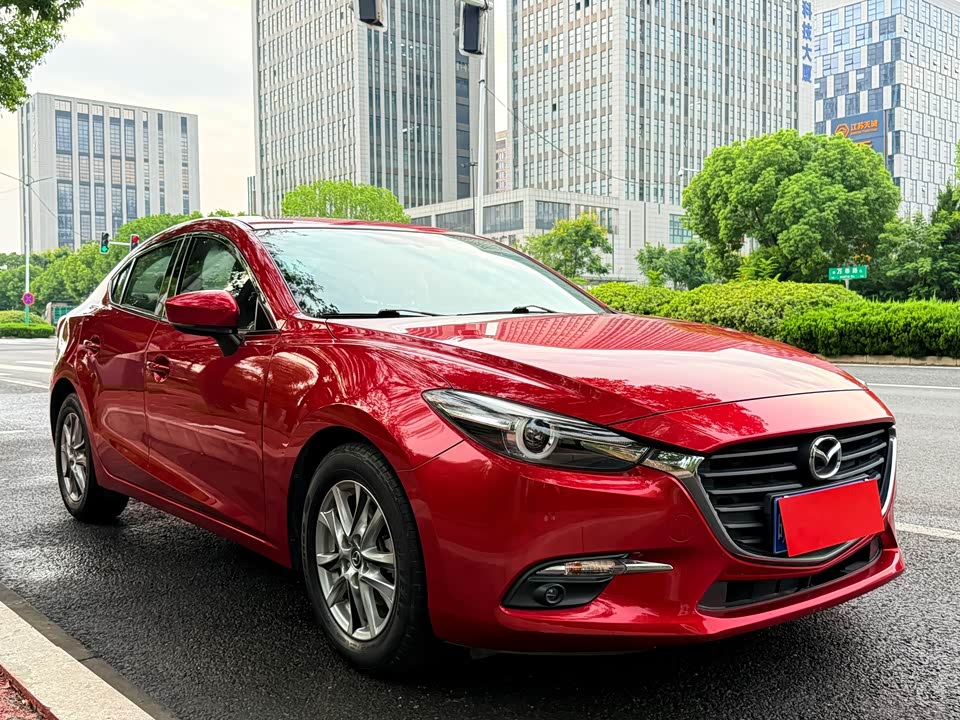 Mazda 3 Angkesaila