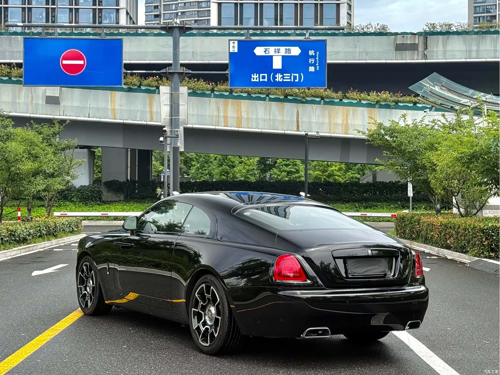 Rolls-Royce Wraith, 2022 9