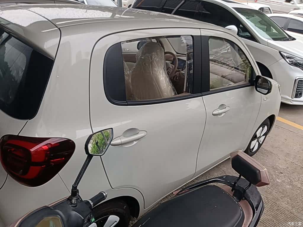 Wuling MINIEV, 2026 7