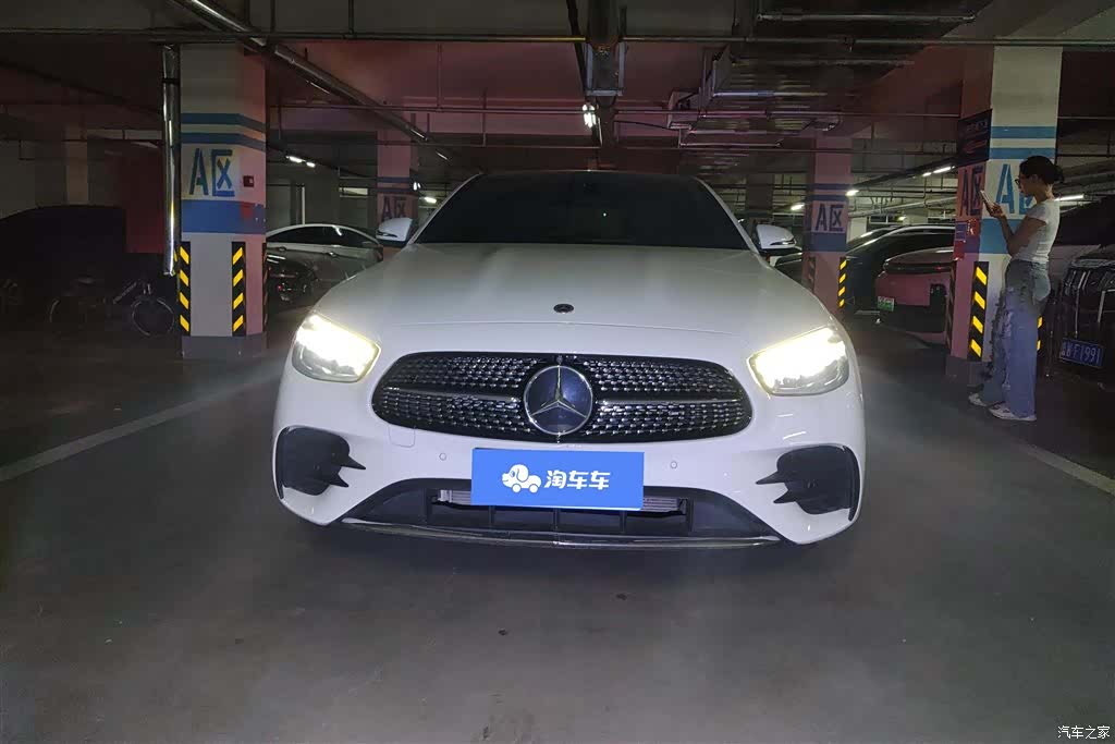 Mercedes-Benz E-Class, 2023 2