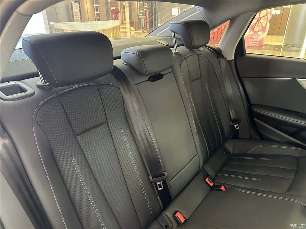 Audi A4L, 2021 19