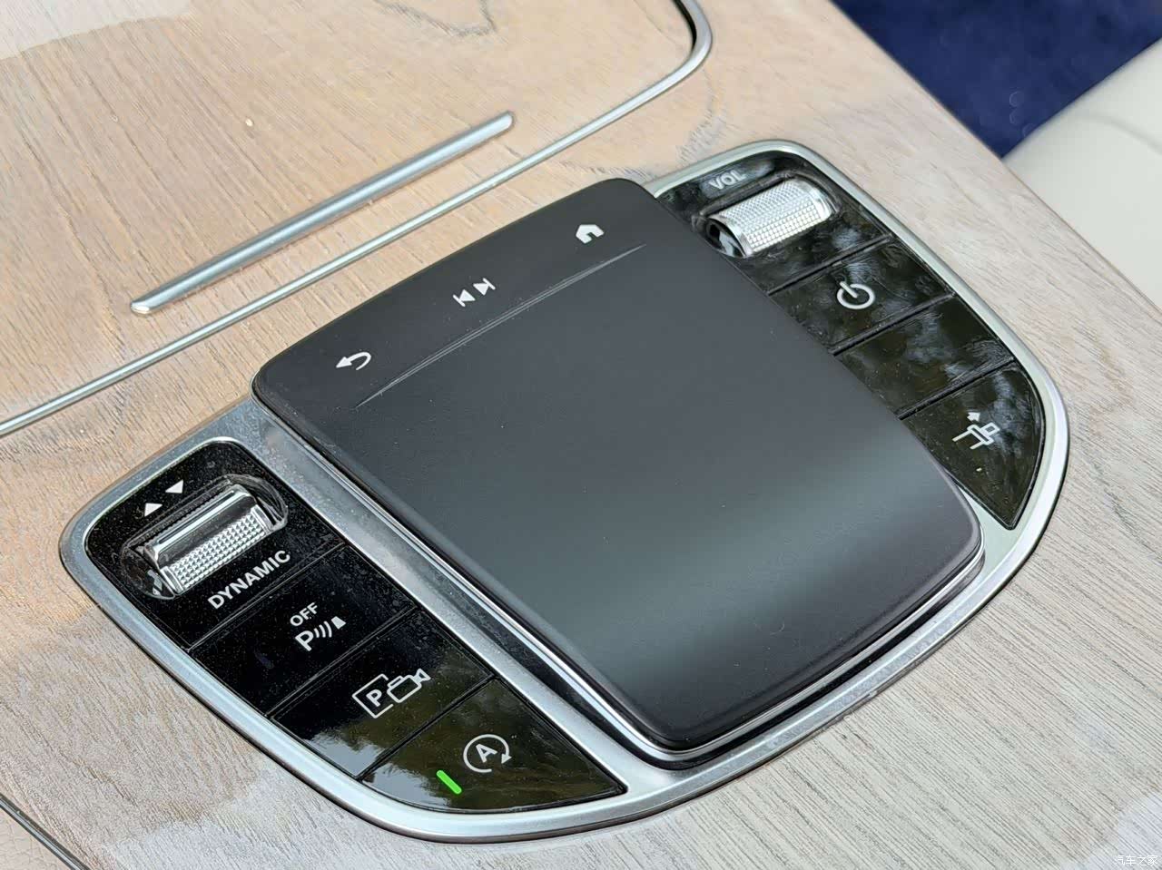 Mercedes-Benz E-Class, 2022 17