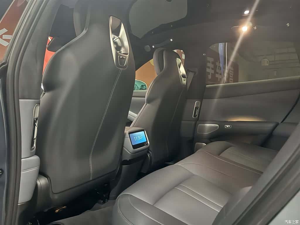 Xiaomi YU7, 2025 10