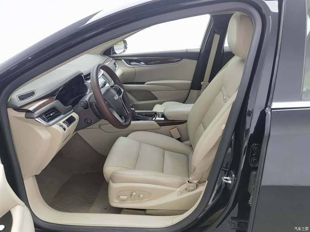 Cadillac XTS, 2017 10