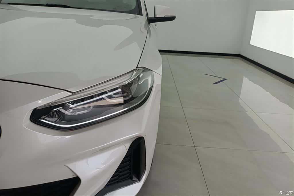 BMW 1 Series, 2022 все фото