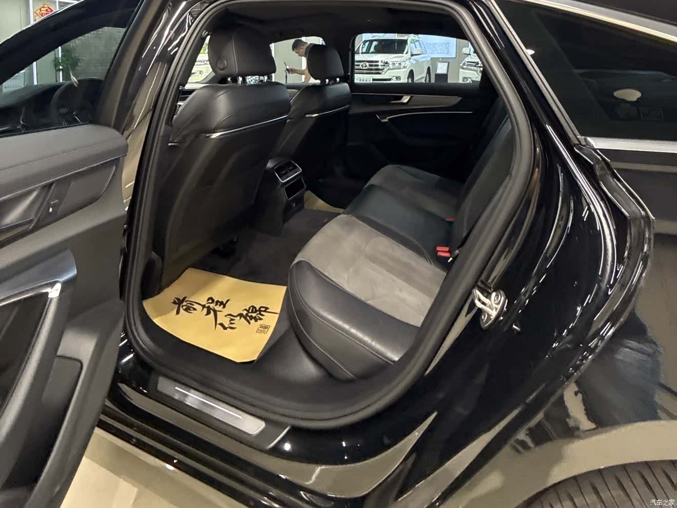 Audi A6L, 2022 11