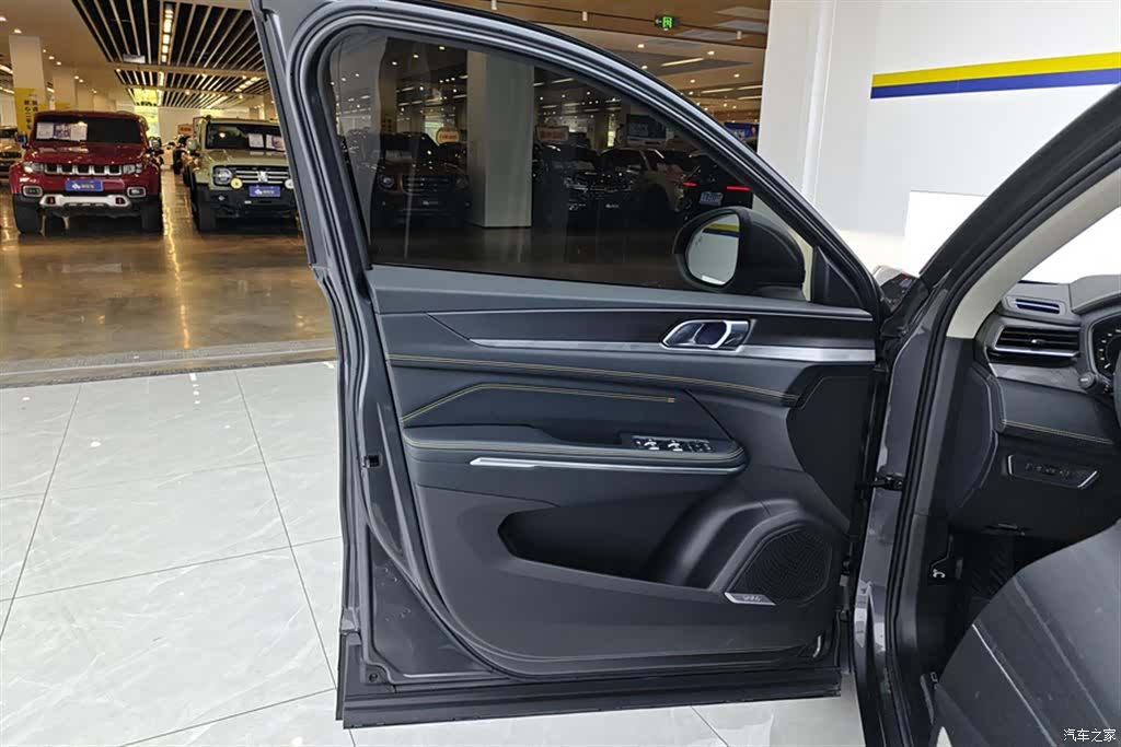 Lynk & Co 01, 2023 7