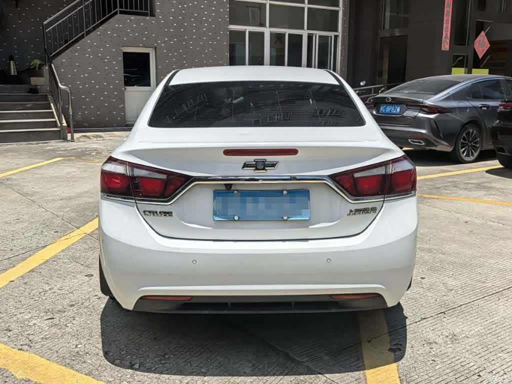 Chevrolet SE, 2015 4