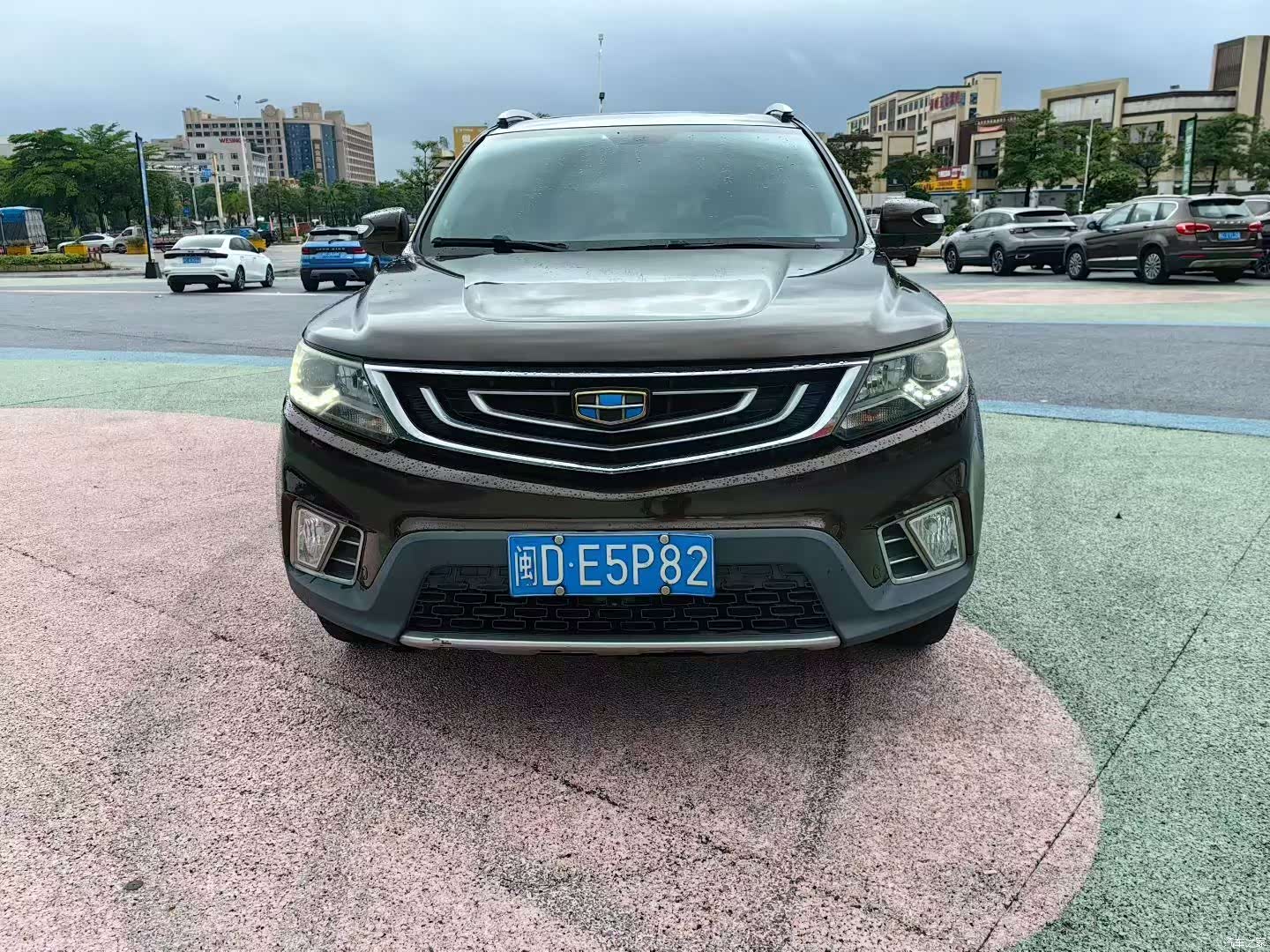Geely X6, 2017 3