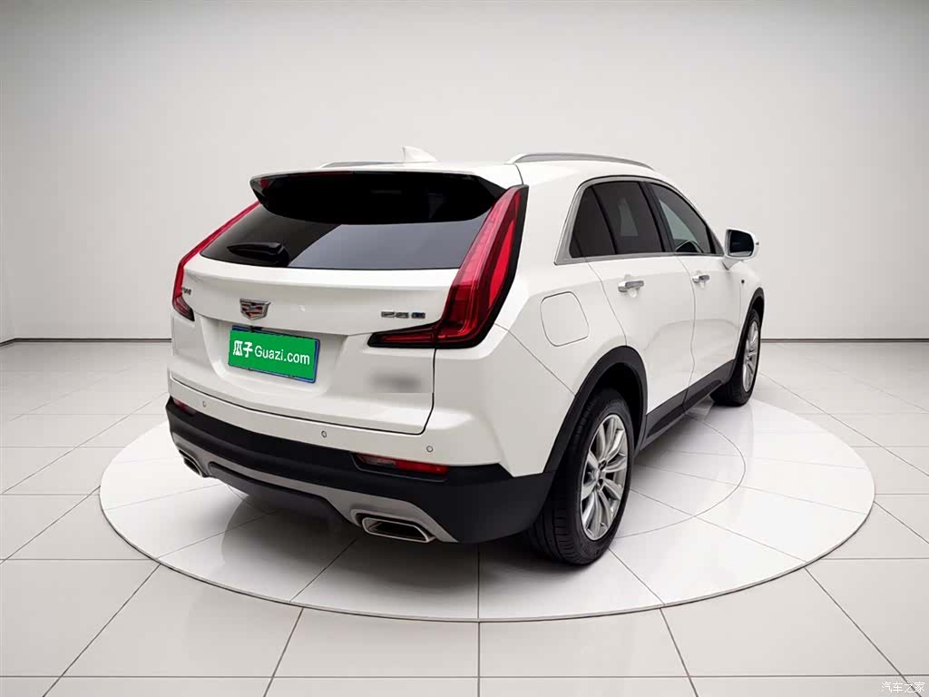 Cadillac XT4, 2022 6