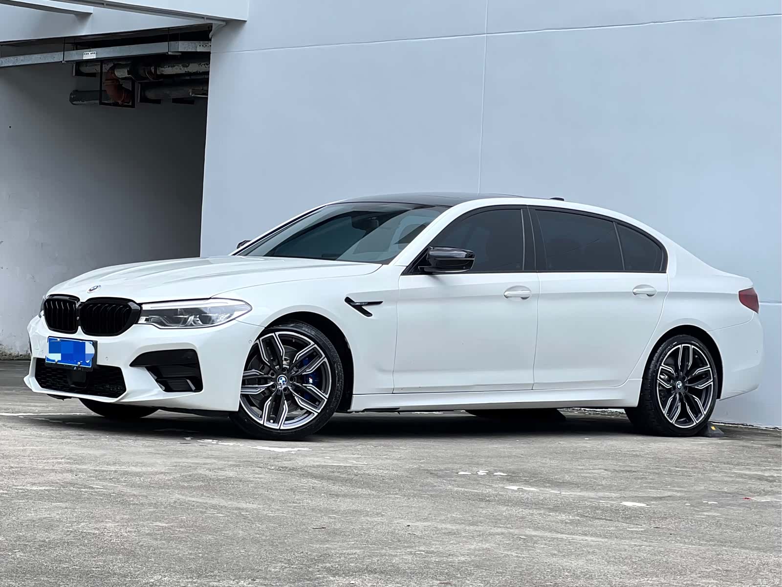 BMW 5 Series, 2019 1