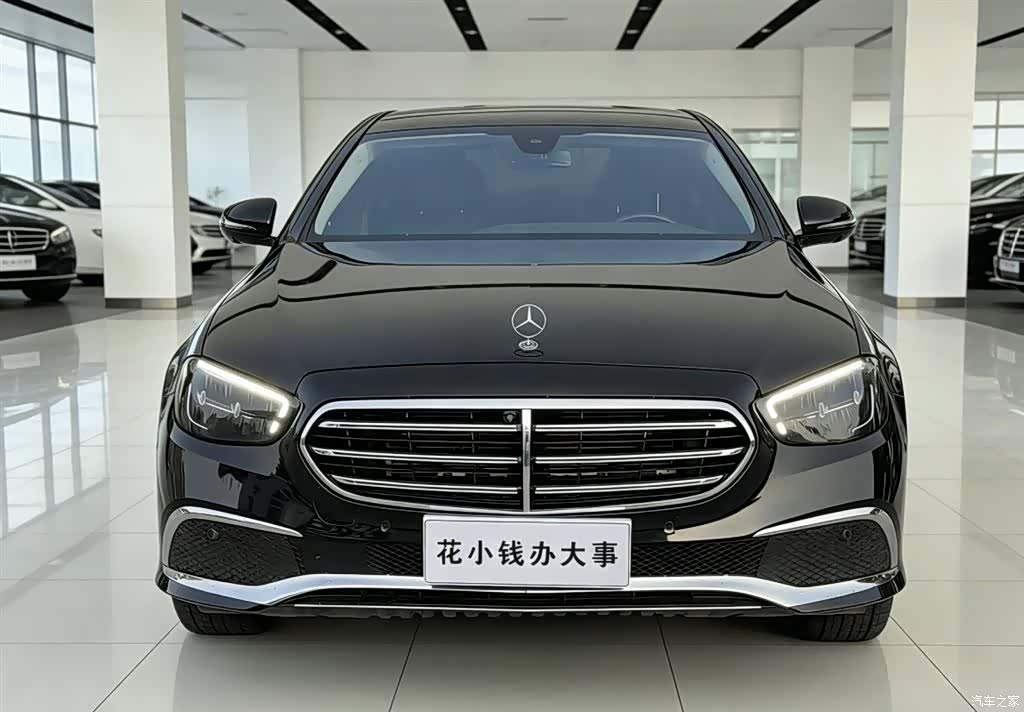 Mercedes-Benz E-Class, 2023 3