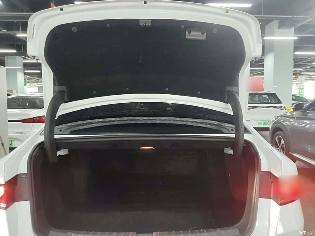 BYD Qin, 2023 19