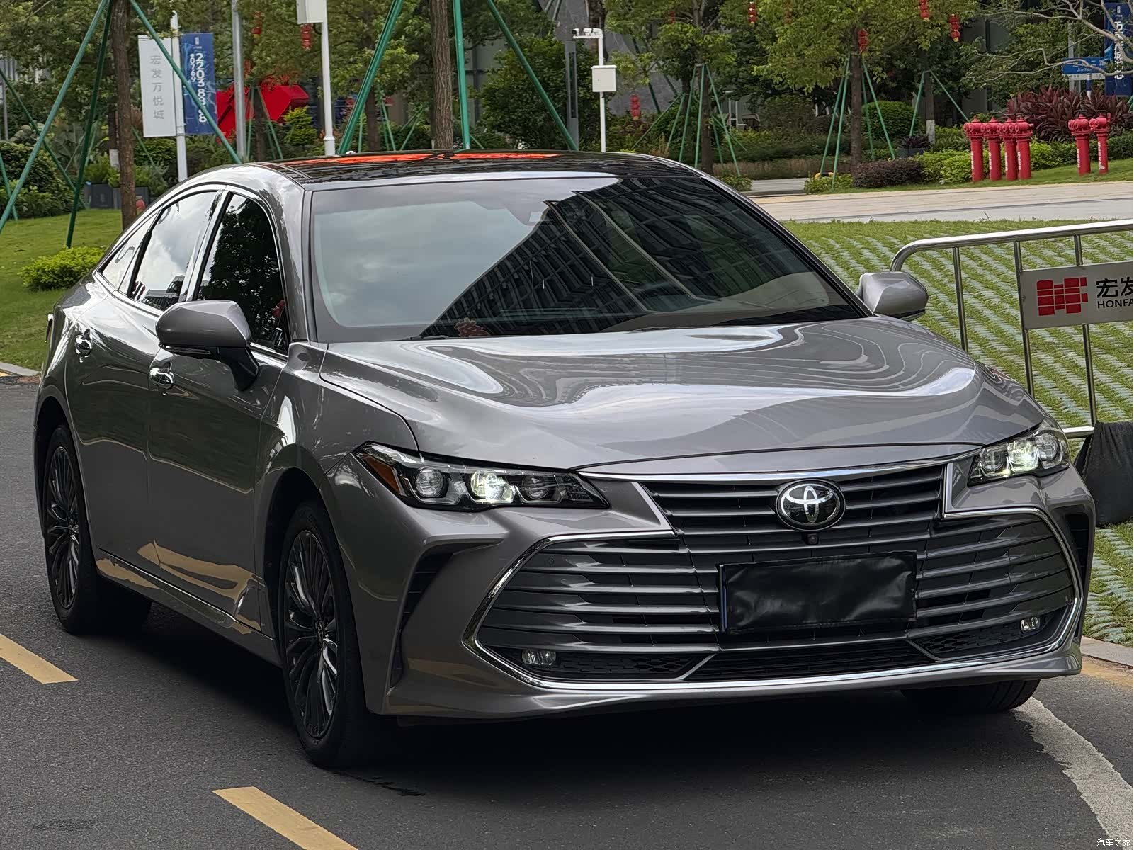 Toyota Avalon, 2020 3