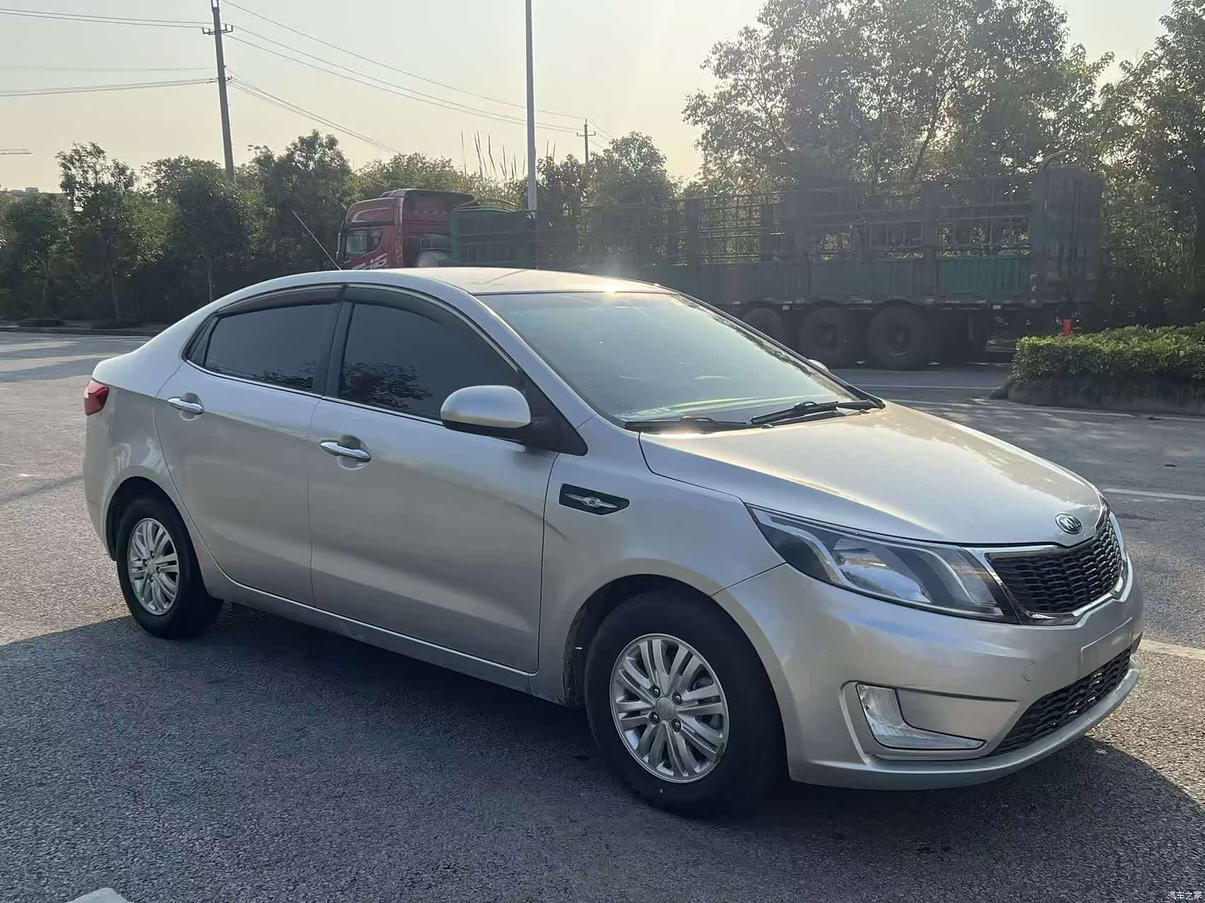 Kia K2, 2013 3
