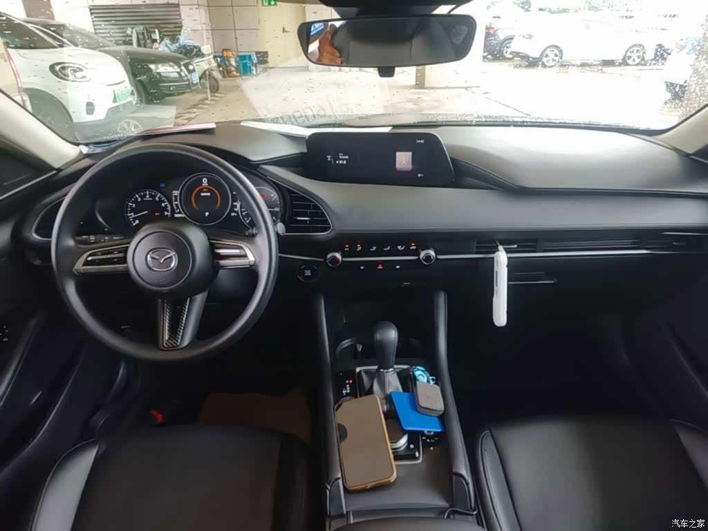 Mazda Mazda3, 2021 10