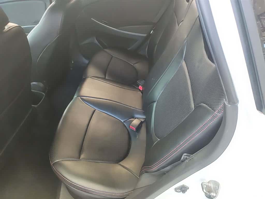 Hyundai GLX, 2016 17