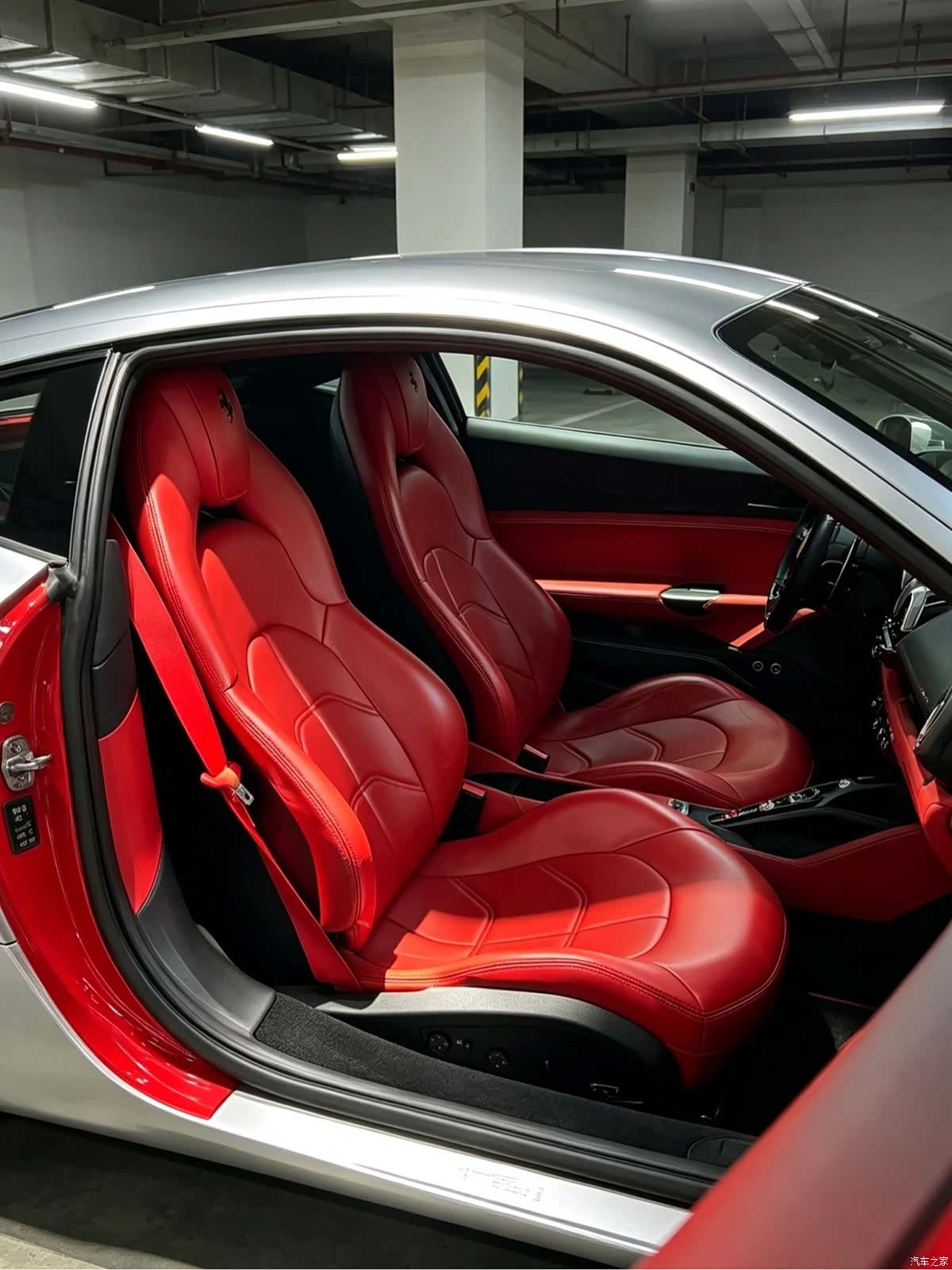 Ferrari 488, 2016 10
