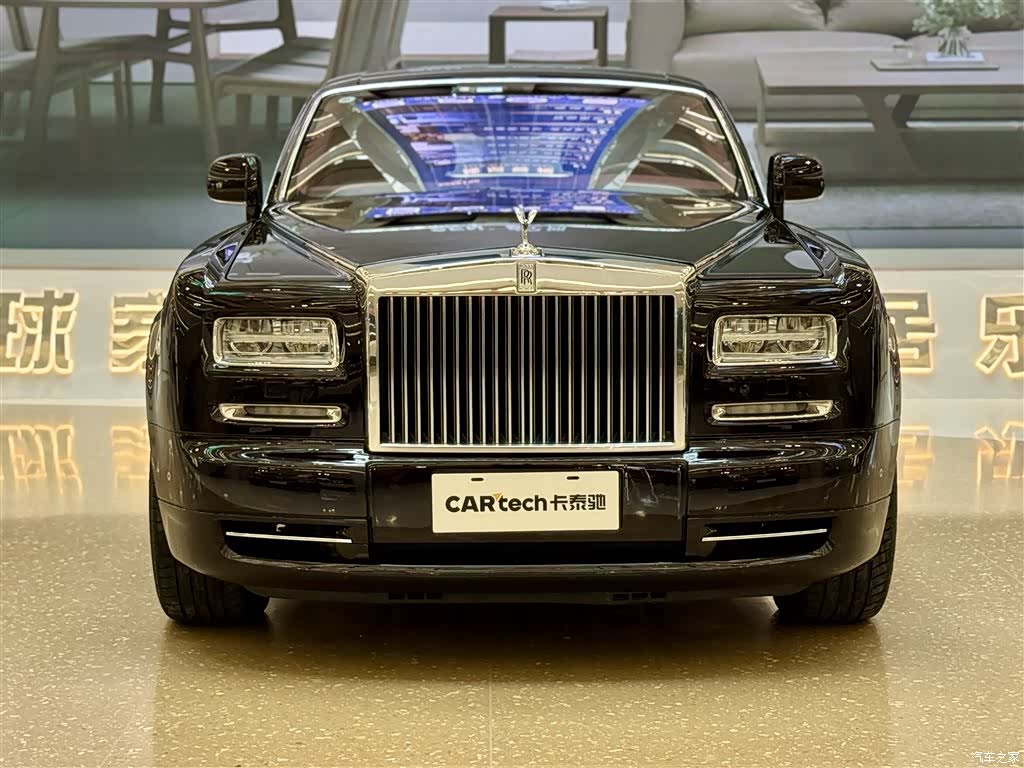 Rolls-Royce Phantom, 2015 все фото