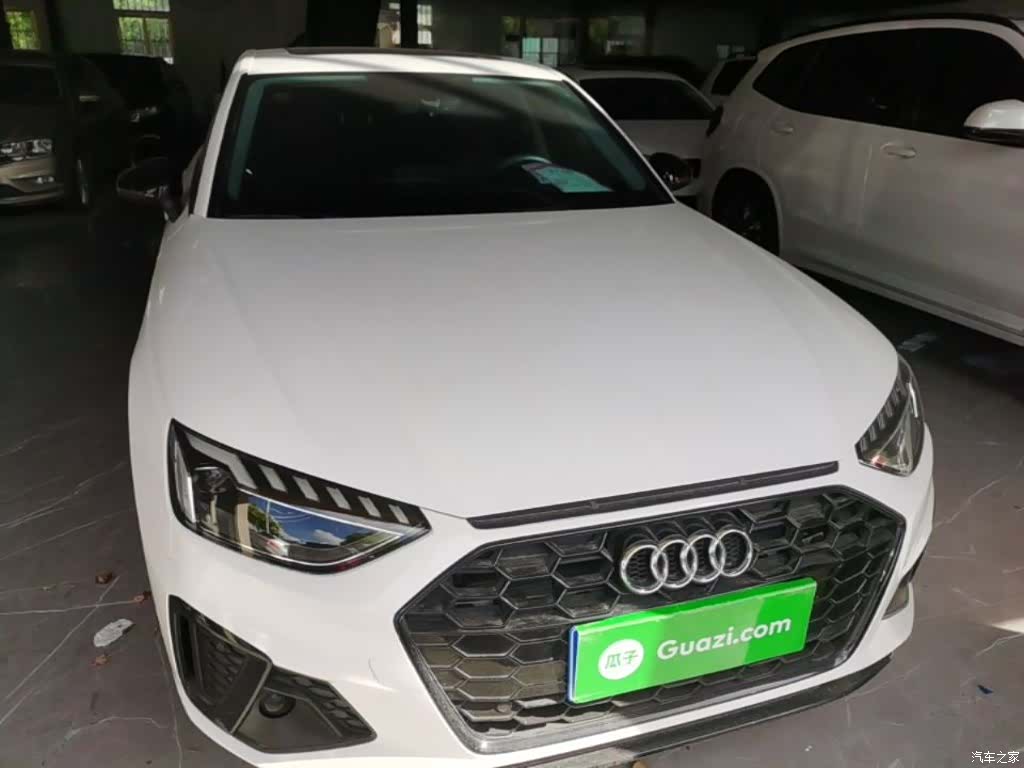 Audi A4L, 2022 3