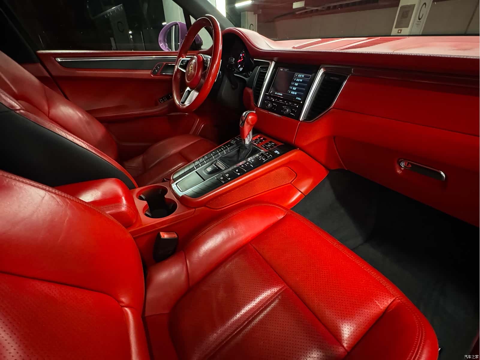 Porsche Macan, 2015 12