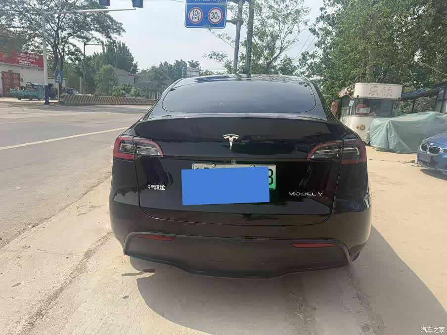 Tesla Model Y, 2021 8