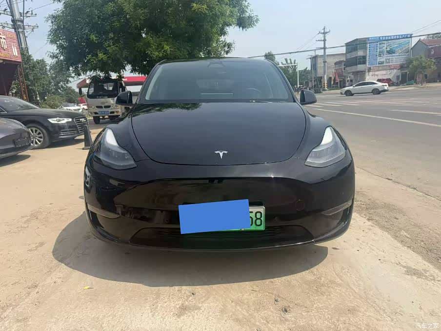 Tesla Model Y, 2021 1