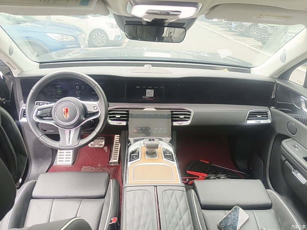 Hongqi E-HS9, 2023 10