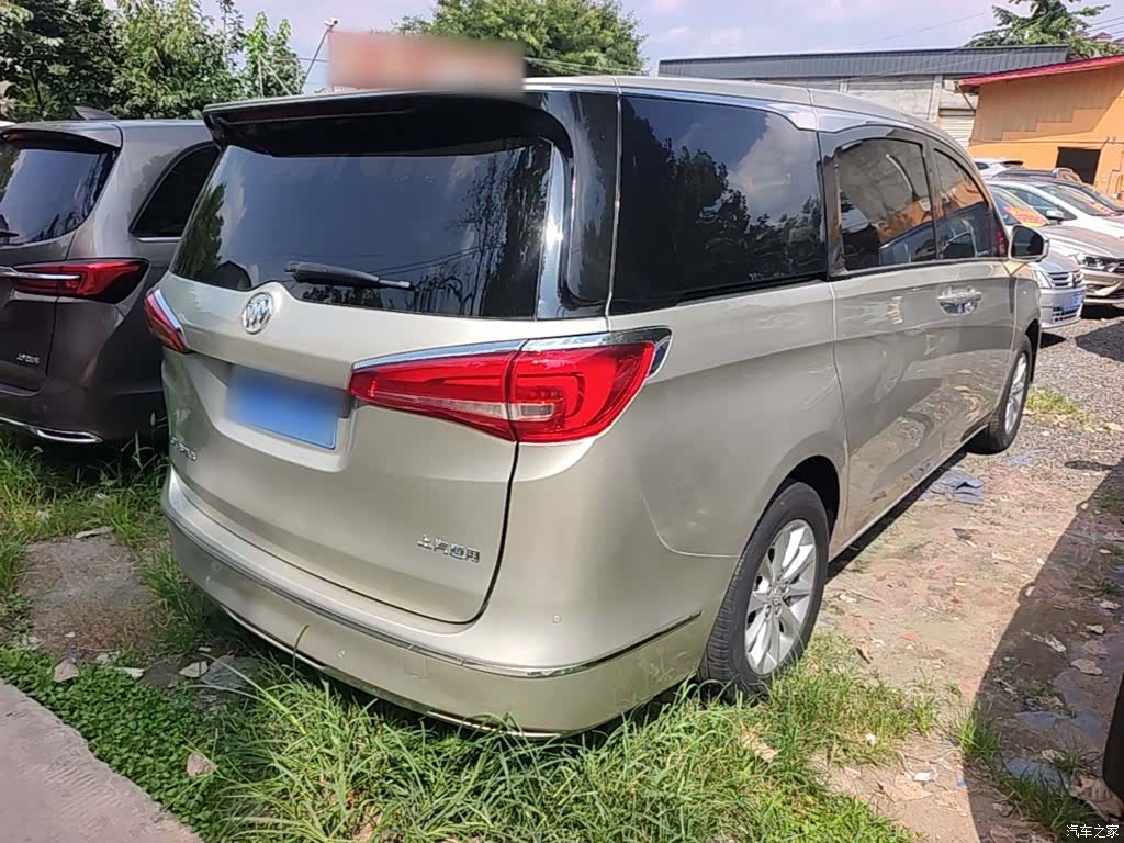 Buick GL8, 2018 7