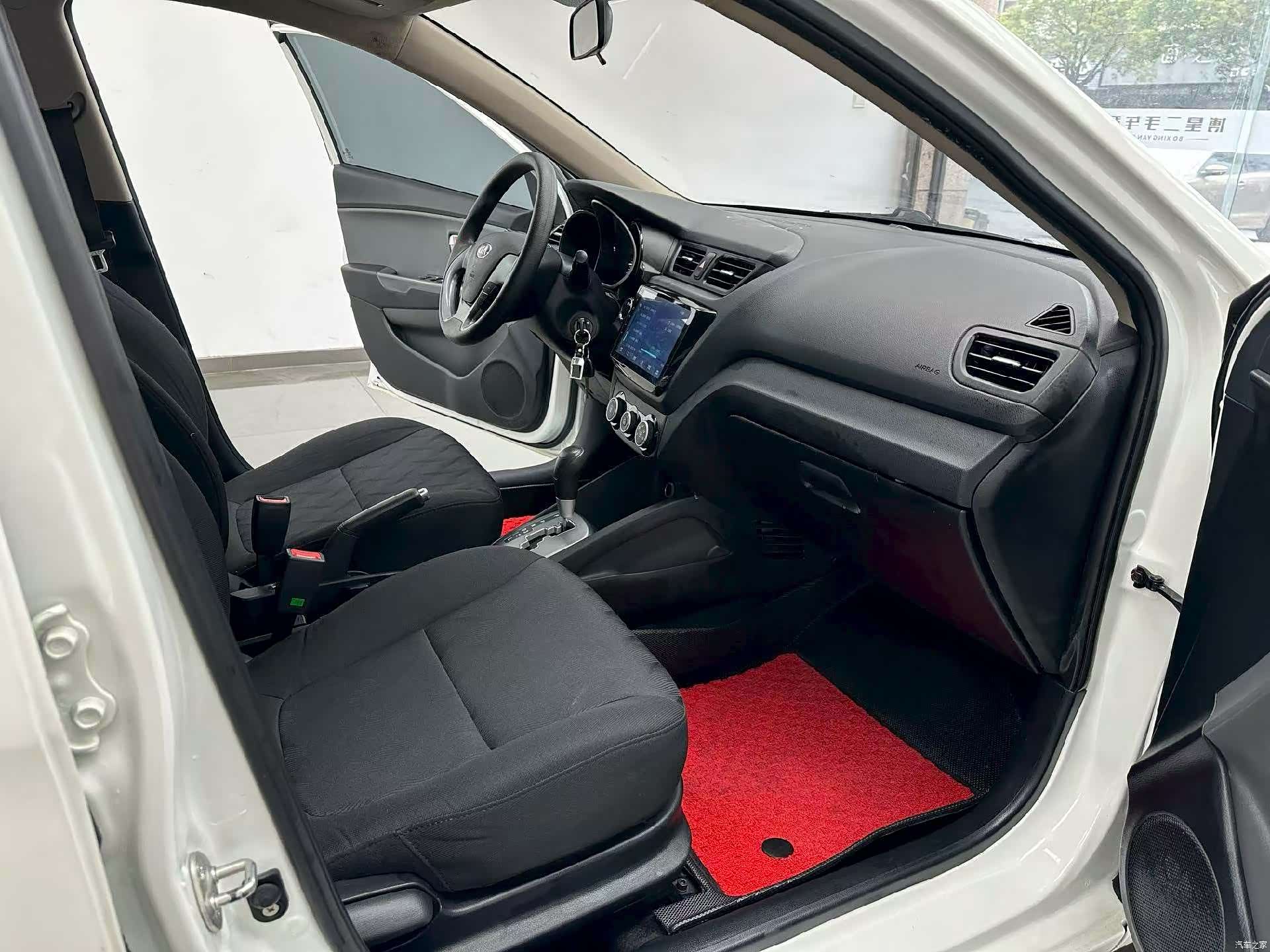 Kia K2, 2016 4