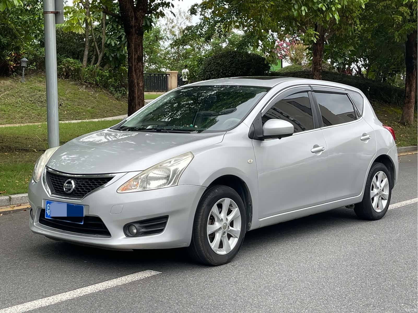 Nissan Tiida, 2015 1