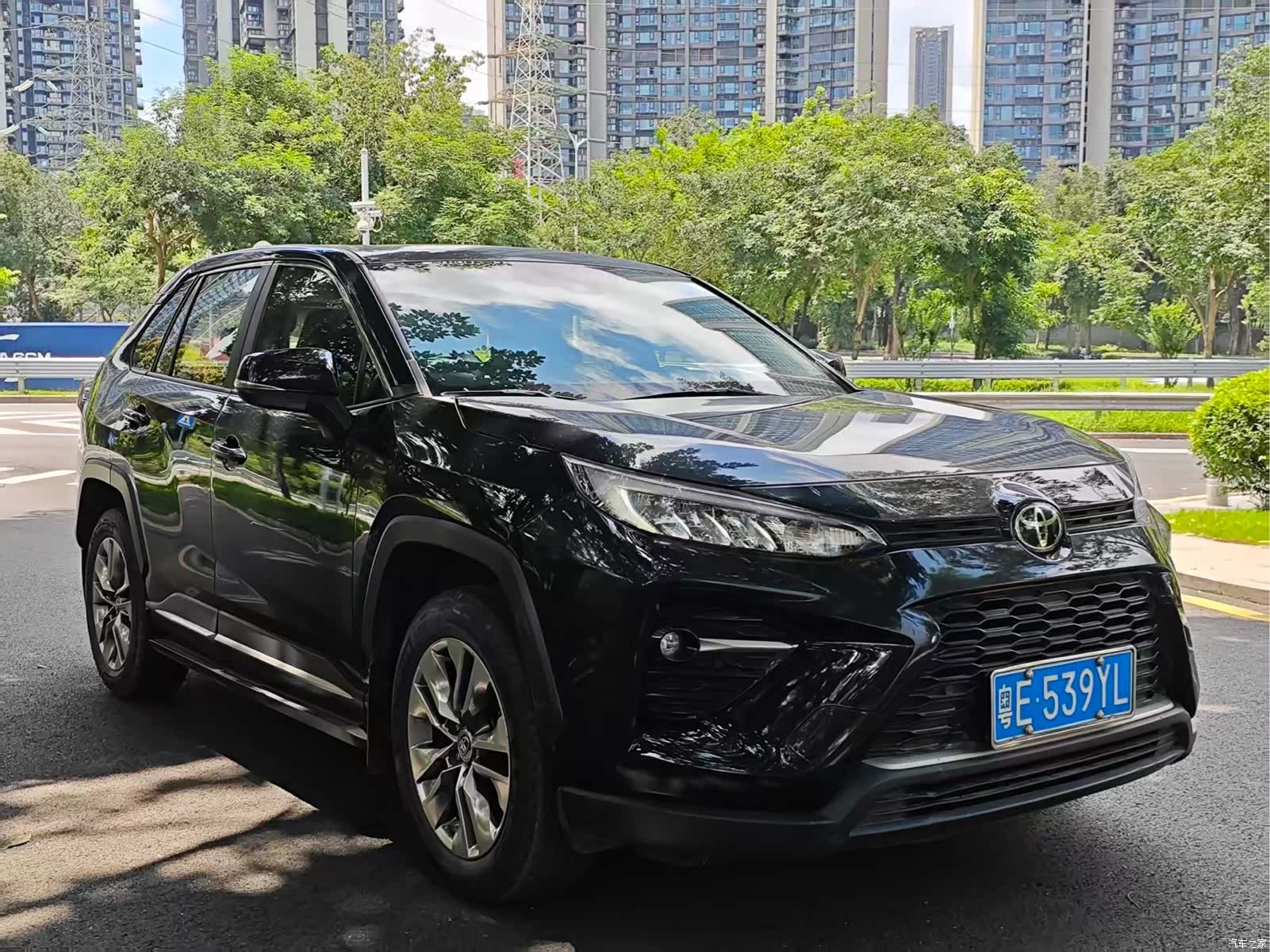 Toyota Wildlander, 2020 3