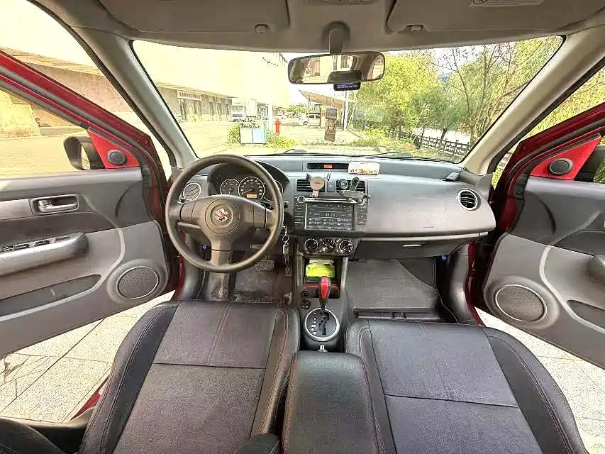 Suzuki Swift Suzuki Swift