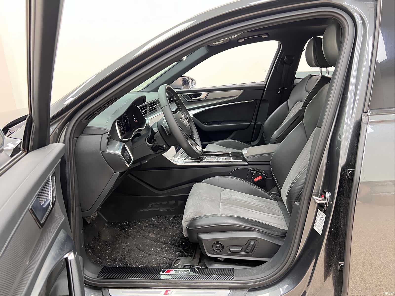 Audi A6L, 2021 16