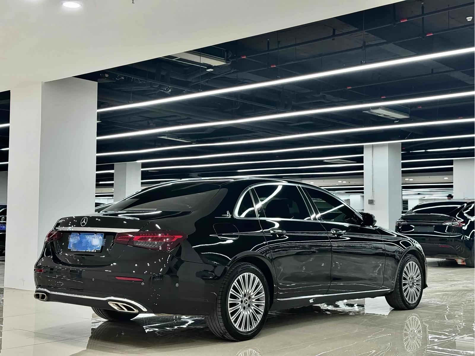 Mercedes-Benz E-Class, 2022 18