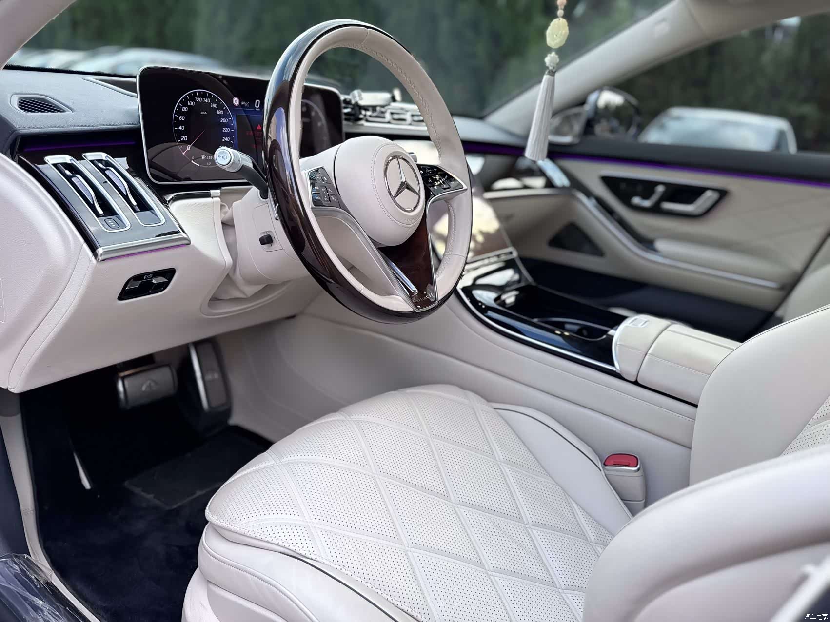 Maybach S-Class, 2021 7