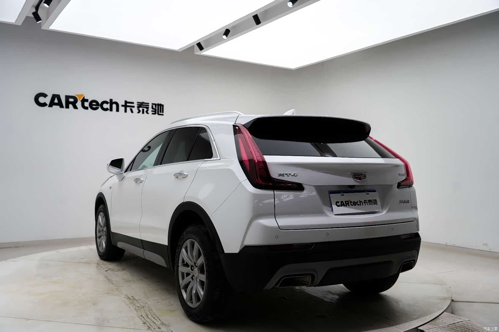 Cadillac XT4, 2021 22